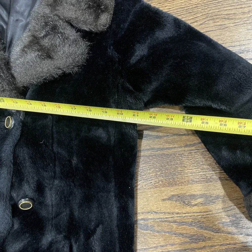 VINTAGE Borgazia‎ Coat Women's Black Faux Fur Styled by Career Originals 60s